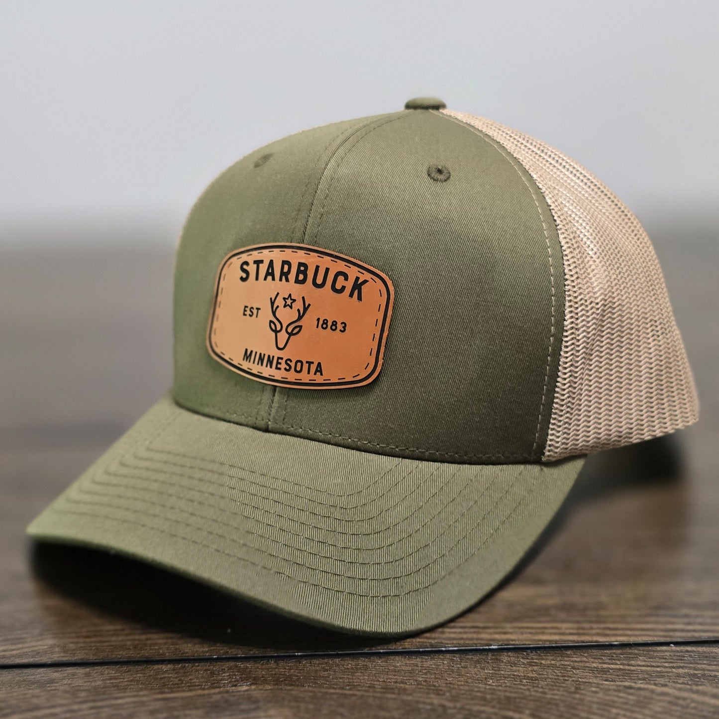Starbuck Icon Trucker Hat | Snapback
